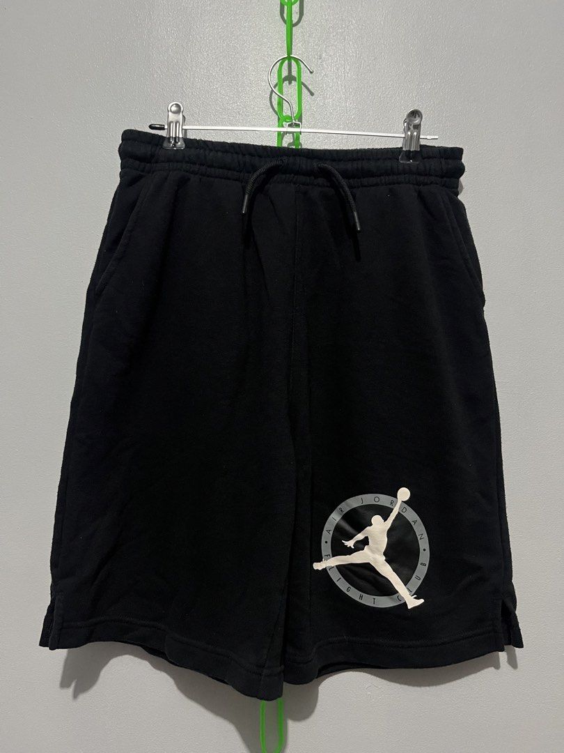 Air jordan flight club (Category: Activewear) located in Cebu City. Submitted by thrift.sht (Listing ID 1467877559, Image 1). Description: Air Jordan Flight Club Short L-20 W-30-34 Size: L to XL (XL on tag) Color: Black - Deep black pa, dili faded Condition: 9/10 - excellent condition, no fading Cut wash tag Material: Cotton Fleece - Baga ₱550 📍 Cebu City 🚚 J&T / Maxim 💳 GCash / Bank / COD PM lang sa sure buyer - First to pay gets it!.
