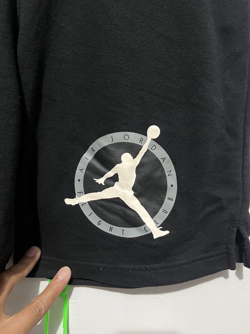 Air jordan flight club (Category: Activewear) located in Cebu City. Submitted by thrift.sht (Listing ID 1467877559, Image 2). Description: Air Jordan Flight Club Short L-20 W-30-34 Size: L to XL (XL on tag) Color: Black - Deep black pa, dili faded Condition: 9/10 - excellent condition, no fading Cut wash tag Material: Cotton Fleece - Baga ₱550 📍 Cebu City 🚚 J&T / Maxim 💳 GCash / Bank / COD PM lang sa sure buyer - First to pay gets it!.