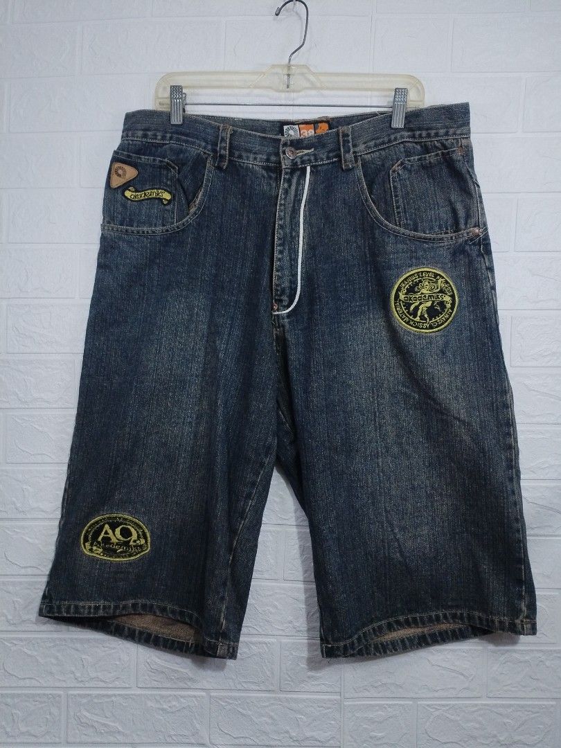 Akademiks Denim Jorts Size 38 (Category: Shorts) located in Davao. Submitted by salupannino2016-98573 (Listing ID 1468054636, Image 1). Description: VINTAGE Y2K AKADEMIKS BAGGY JORTS SIZE..38 LENGTH..28 SLIGHTLY USED 880/FREESHIP TNX ADMIN..☺.