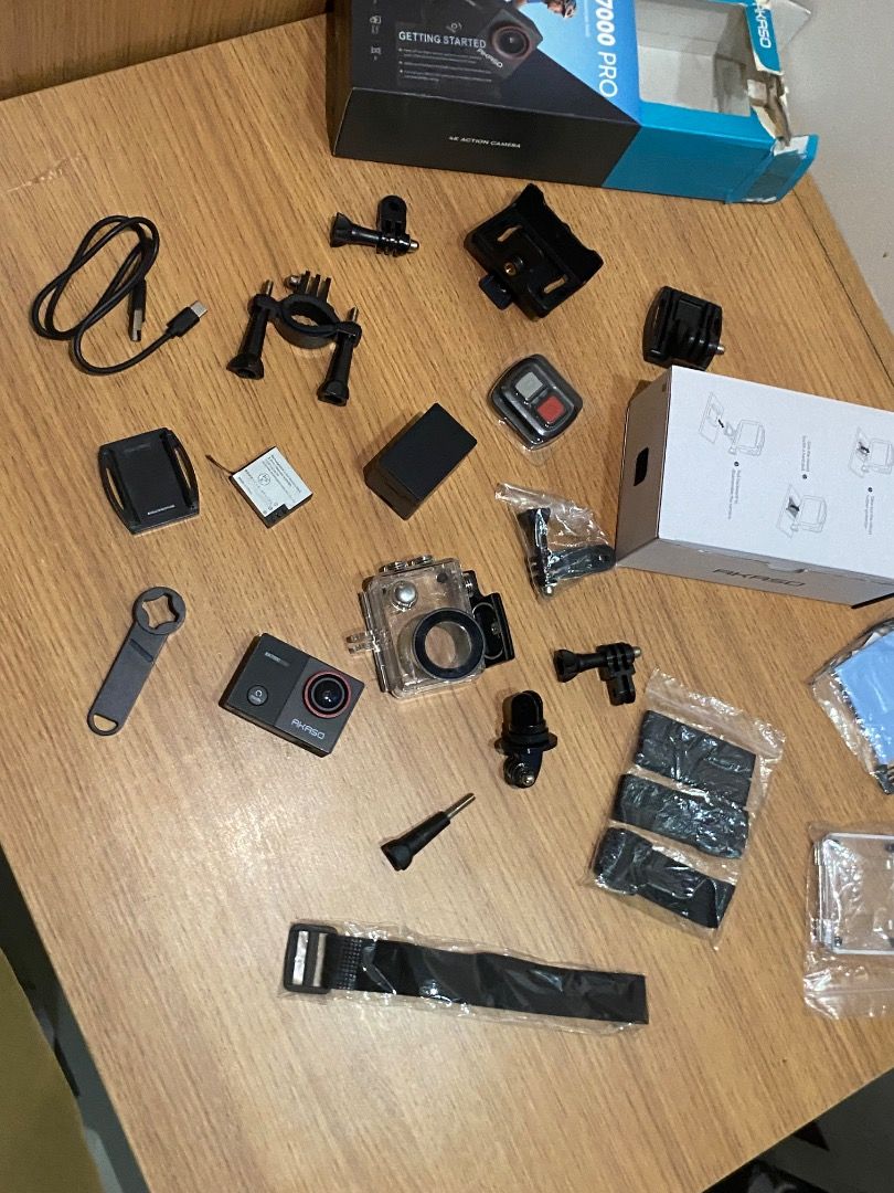 AKASO (Category: Video Cameras) located in Caloocan City. Submitted by omlpolicar58626 (Listing ID 1468055220, Image 3). Description: .