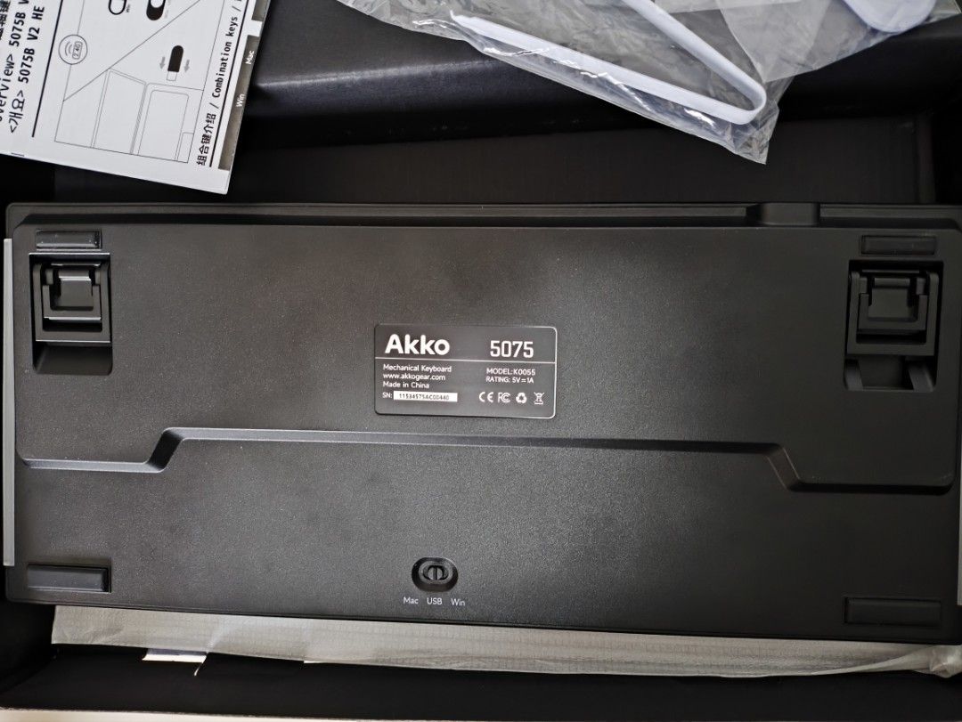 Akko 5075 V3 HE Wired Keyboard (Category: Computer Keyboard) located in Cainta. Submitted by magixshop (Listing ID 1467869042, Image 3). Description: With box and accessories. Bought at Datablitz online. No issues. AstroAim Magnetic Switches..