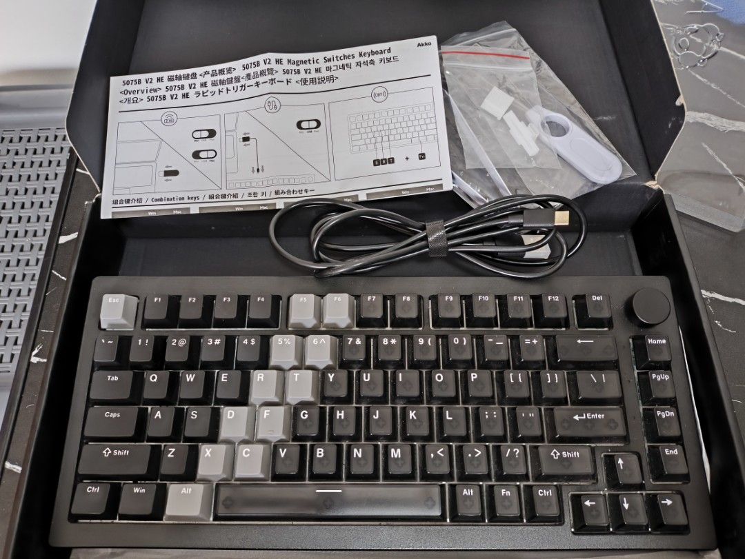 Akko 5075 V3 HE Wired Keyboard (Category: Computer Keyboard) located in Cainta. Submitted by magixshop (Listing ID 1467869042, Image 2). Description: With box and accessories. Bought at Datablitz online. No issues. AstroAim Magnetic Switches..