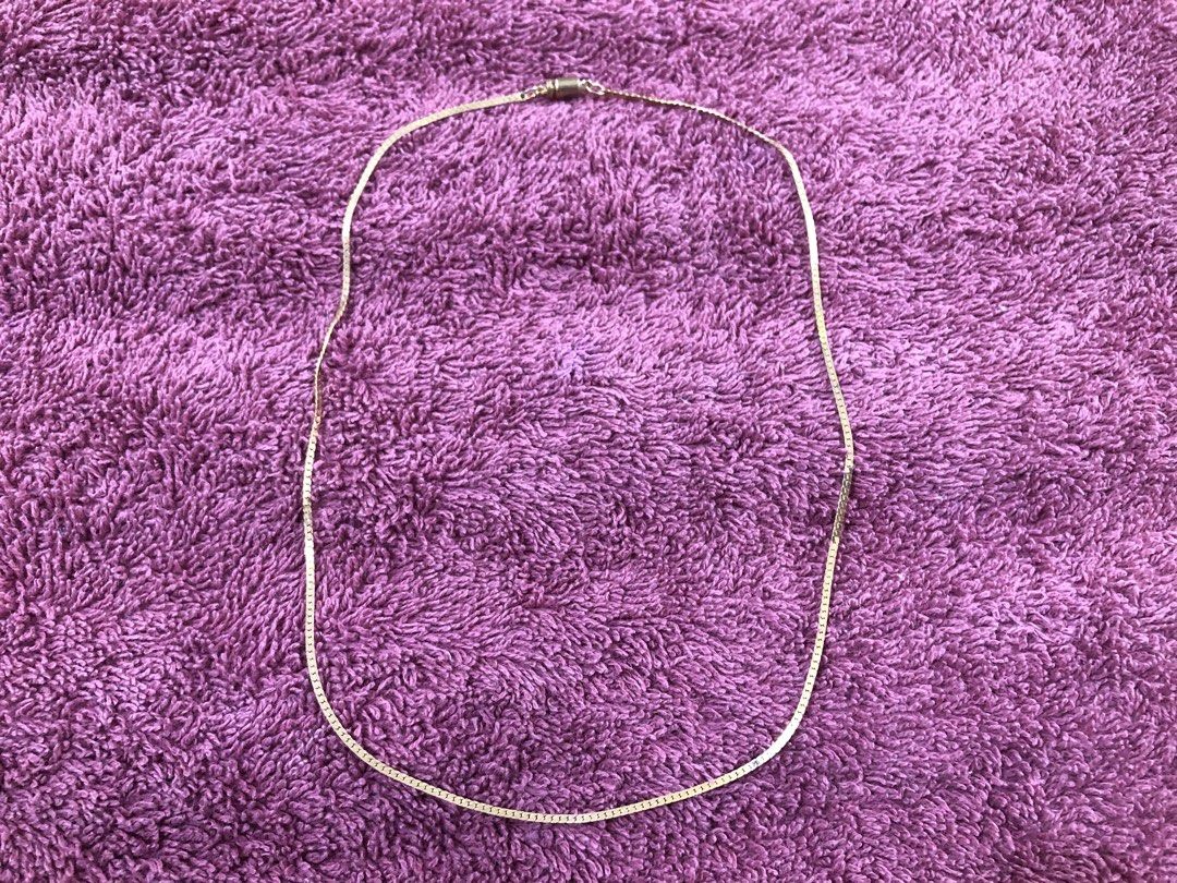 Alaskan Gold Necklace 16 Inch (Category: Necklaces) located in Caloocan City. Submitted by toris.closet.mnl (Listing ID 1467875298, Image 1). Description: Alaskan Gold, non-tarnishable Approx 16 inches Negotiable.