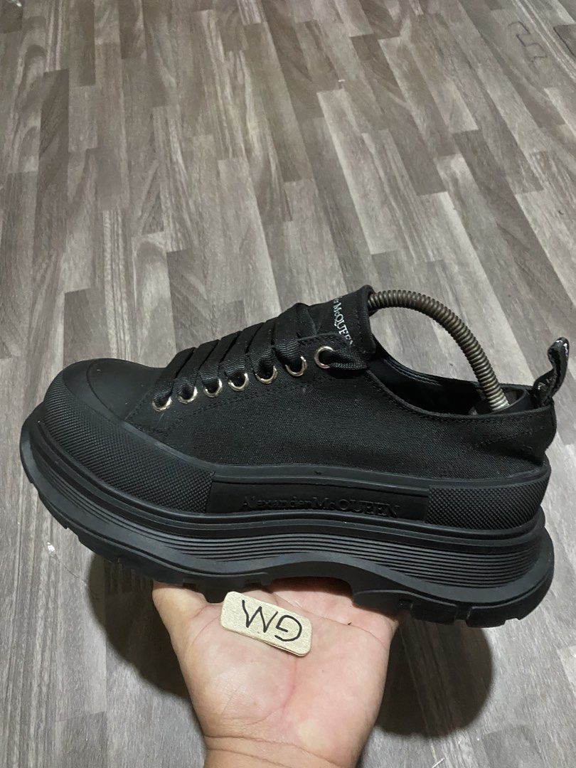 Alexander McQueen Tread Slick Canvas Black Sneakers (Category: Sneakers) located in Cebu City. Submitted by freemoon.b85e0c (Listing ID 1468040723, Image 1). Description: Alexander McQueen Tread Slick Canvs Legit/2nd hand Size 9 us/8 uk/42 euro/27 cm Price 2550 plus sf Good condition.