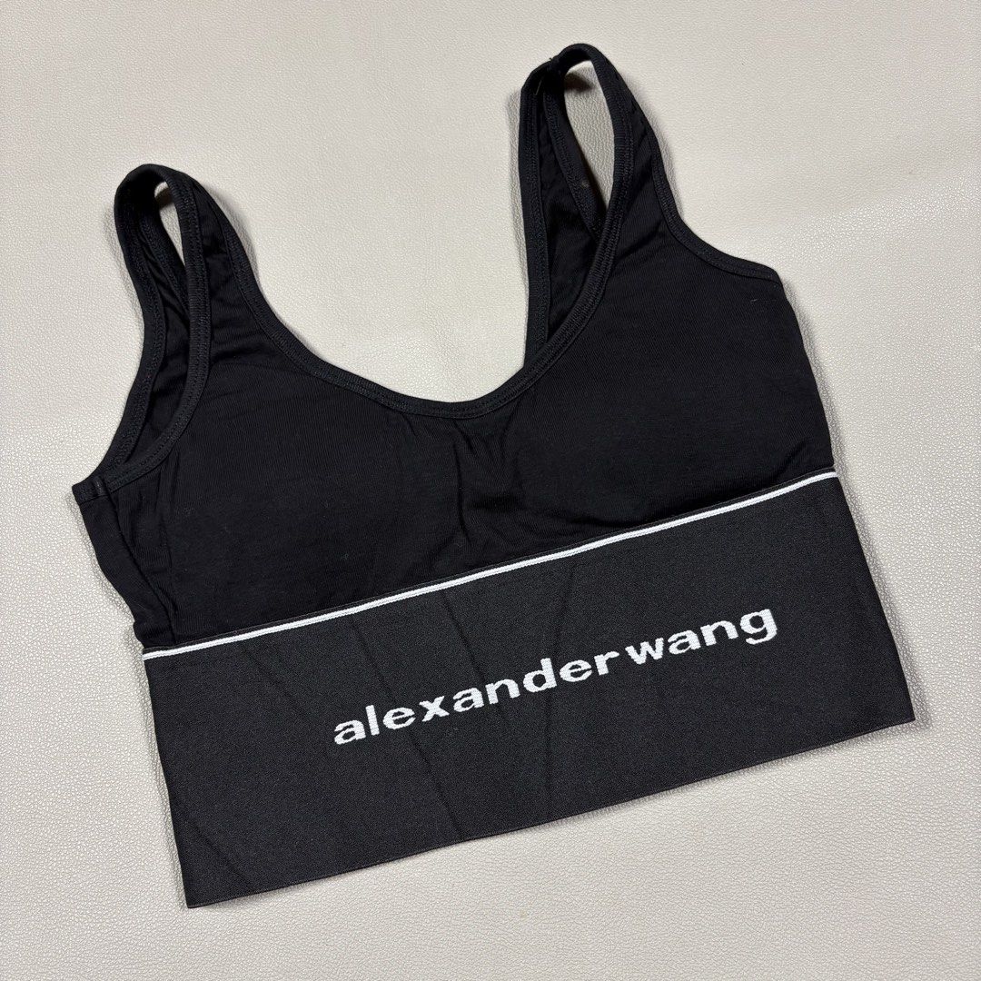 Alexander Wang logo elasticated-hem crop bra. (Category: Activewear) located in Quezon City. Submitted by dufflebag_boy (Listing ID 1467883877, Image 3). Description: Alexander Wang logo elasticated-hem crop bra. -Price: 2,000 -Size: medium stretchable -Measurement -Width: 13 -Lenght: 13 -Excellent Condition HMU 📩.