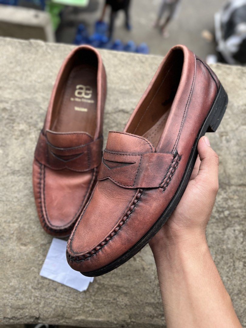 Allen Edmonds Walden Penny Loafers (Category: Dress Shoes) located in Leyte. Submitted by to.the.other.side (Listing ID 1467901699, Image 3). Description: Allen Edmonds Wallen Penny Loafers Size 11 D 11 US/M 10 UK/ M // great condition// needs leather conditioning// Price: 3500 php nego :DM if need more details .