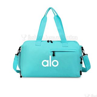 (Category: ) located in . Submitted by fashion_collection (Listing ID 1467859826, Image 1). Description: .