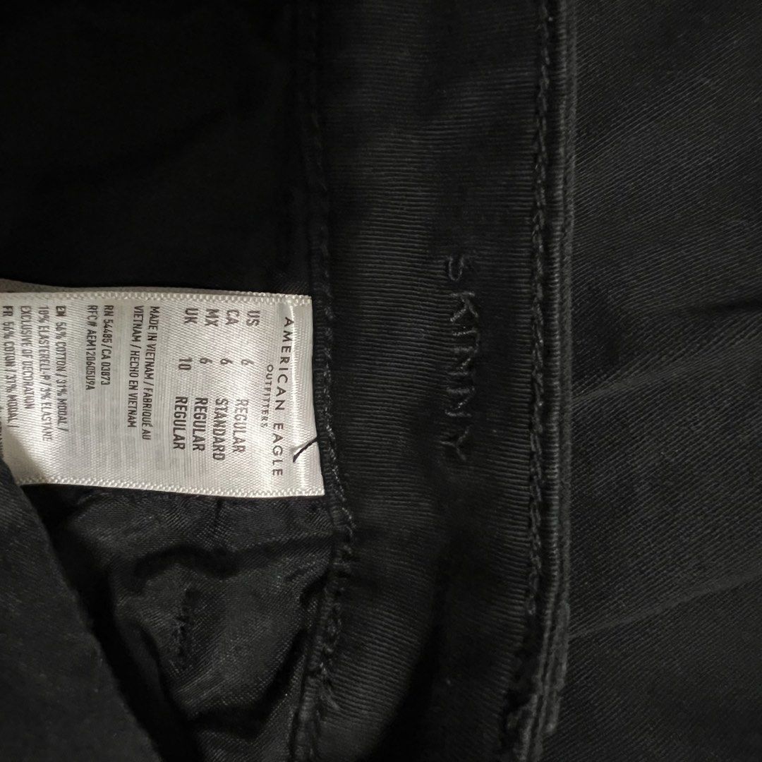 American eagle black skinny jeans (Category: Jeans) located in Las Pinas. Submitted by jilanah (Listing ID 1467998451, Image 2). Description: .