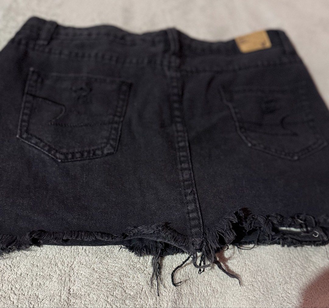 American eagle Palda short jeggings (Category: Skirts) located in Aglipay. Submitted by nnayam23_05 (Listing ID 1467941140, Image 2). Description: .