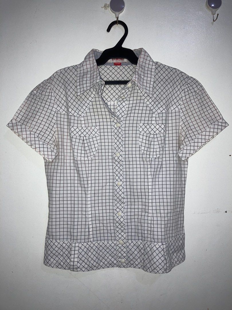 ANNZO JEANS short sleeve checkered Button-Up Blouse (Category: Blouses) located in Daraga. Submitted by nanasnonsense (Listing ID 1468020222, Image 2). Description: PROMO! BUY 9 FOR 500 + GET 1 FREE - applicable for PHP 79 tops and/or dresses from my listings - choose free item from free pile Items are all preloved or thrifted so please manage your expectations. Thank you! .