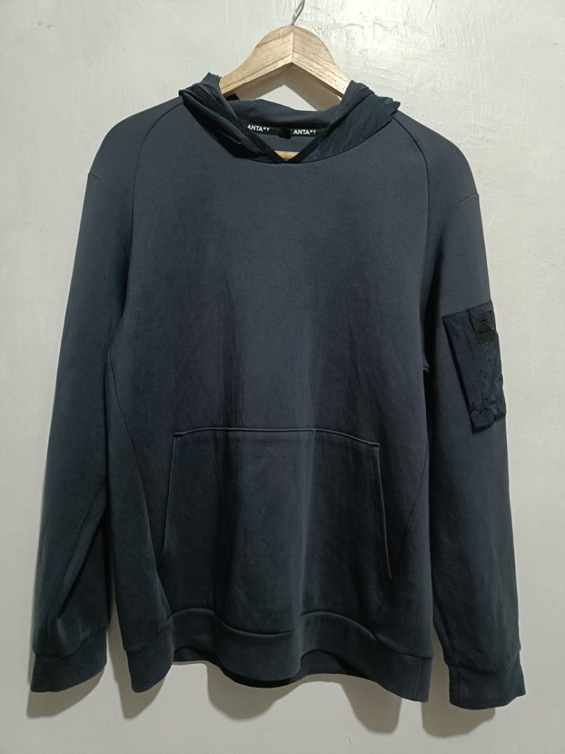 Anta +Y Project Hoodie (Category: Coats, Jackets and Outerwear) located in Las Pinas. Submitted by william_thrift_2023 (Listing ID 1467873003, Image 1). Description: Anta +Y Project Hoodie (AUTHENTIC) Size XL on Tag L 27.5 x 21 W Excellent Condition 9/10 Color Rate No Issue ₱350 💵💵 DM ME 📩📩 Laspiñas/Greenhills Loc 📍.