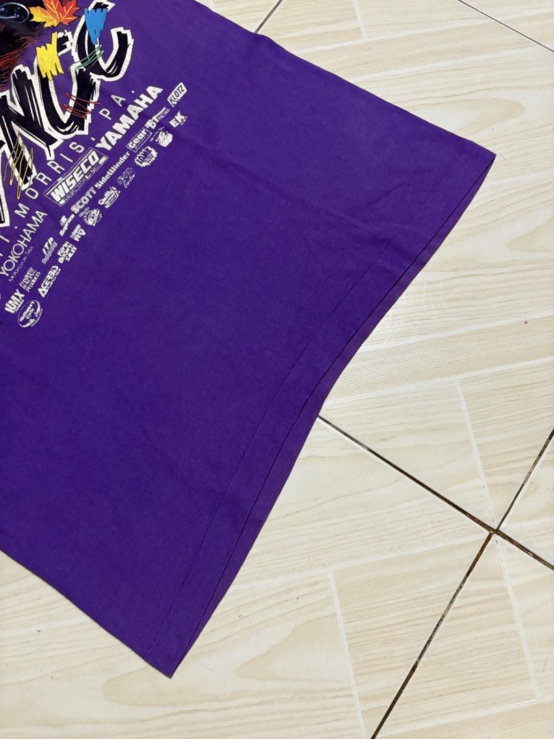 ANVIL DIRT BIKE (Category: Tshirts & Polo Shirts ) located in Carmona. Submitted by arthrift.31 (Listing ID 1468039754, Image 3). Description: Width:19.5 Length:30 Condition:Good Colorrate:9/10 Issue:Pinhole sa balikat at stain see the picture.