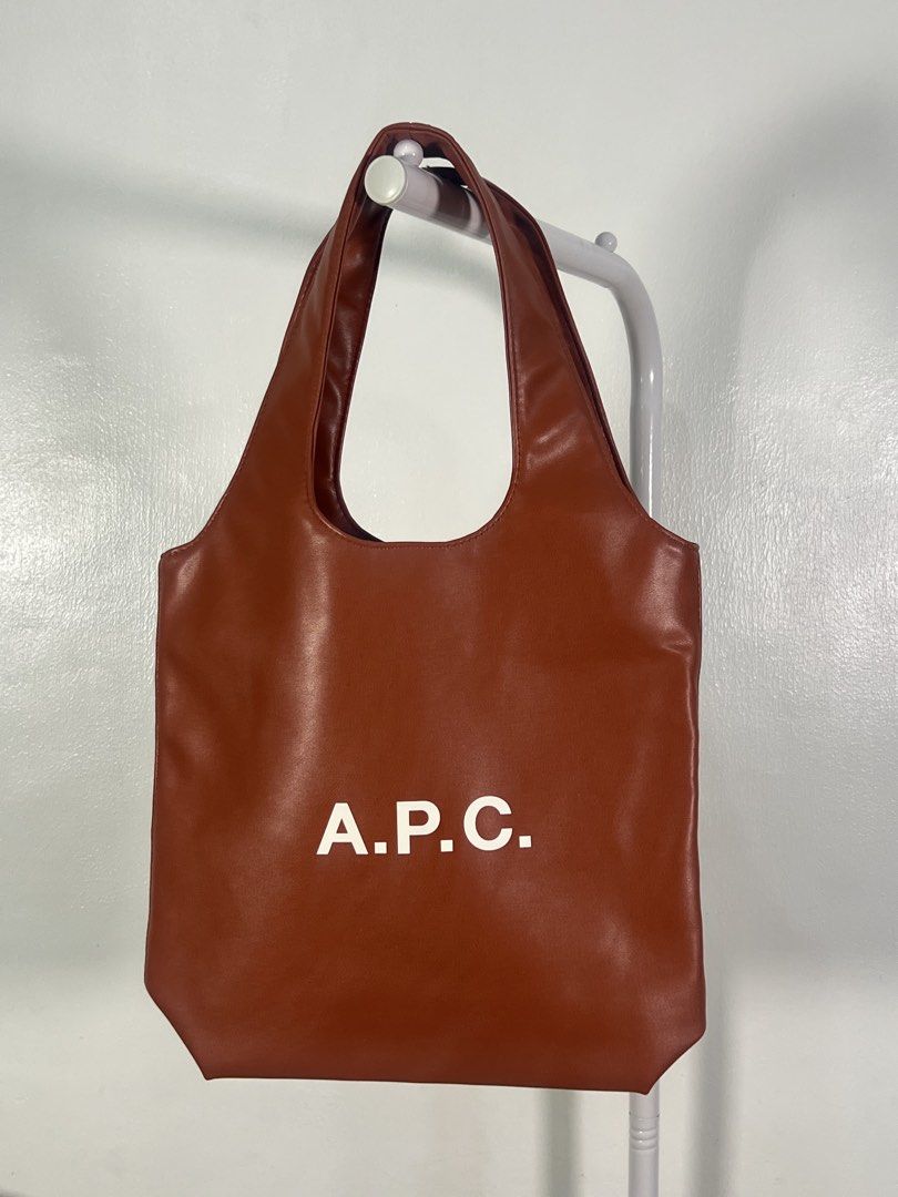 APC Ninon Tote Bag (Category: Tote Bags) located in Las Pinas. Submitted by thriftstax (Listing ID 1468051029, Image 1). Description: excellent pristine condition medium size leather brown.
