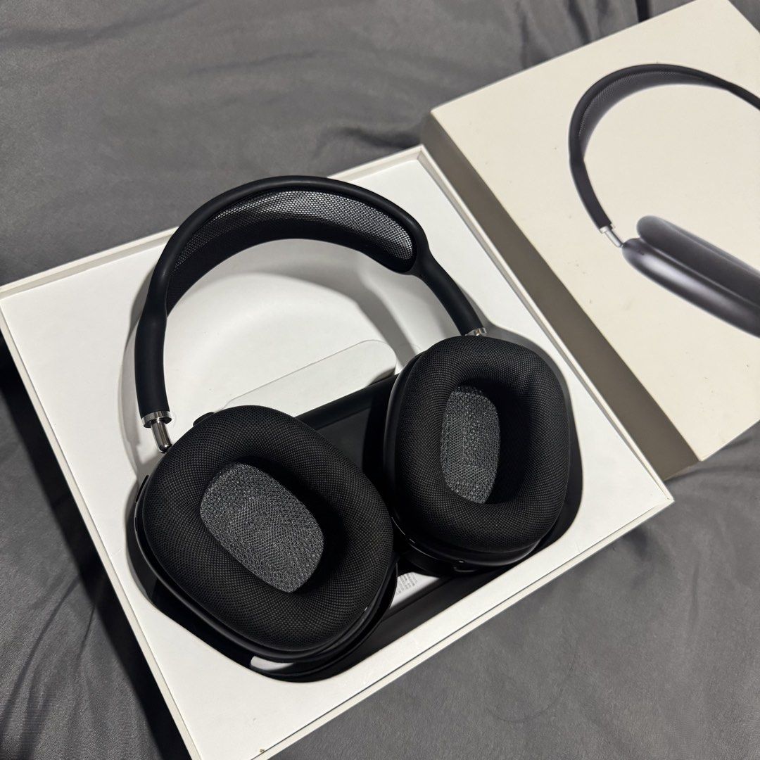 Apple AirPods 1st Gen (2020) Max Space Grey (Category: Headphones & Headsets) located in Bacoor. Submitted by jcx.zzz (Listing ID 1467942256, Image 3). Description: Apple AirPods Max – Space Gray 🇯🇵 * Brand: Apple * Model: AirPods Max * Variant: Japan Variant * Color: Space Gray * Condition: Slightly Used * Charging Port: Lightning * Price: Negotiable (PM me with your offer) * Reason for Selling: Rarely used and need funds. 📩 Feel free to mess