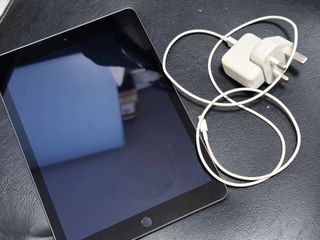 （分類：）位於 。 由 ccar923_whale 提交（商品編號 1468012631，圖片 1）。簡介： 。
