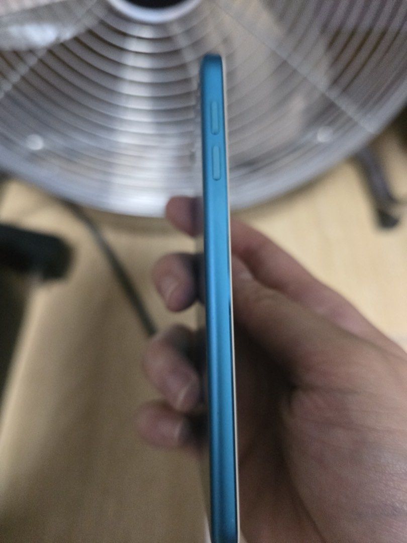 Apple iPod Touch 5th Generation Blue (Category: Portable Music Players) located in Manila. Submitted by milleshoppppp (Listing ID 1468005855, Image 3). Description: - FIRST OWNER Ipod touch 5th gen Condition: good - screen, buttons, speakers, and charging port are all working well - battery needs to be replaced - with minimal dent - check photos and videos for reference - just like new (no issue in connecting in icloud) - w/one free casing Price: