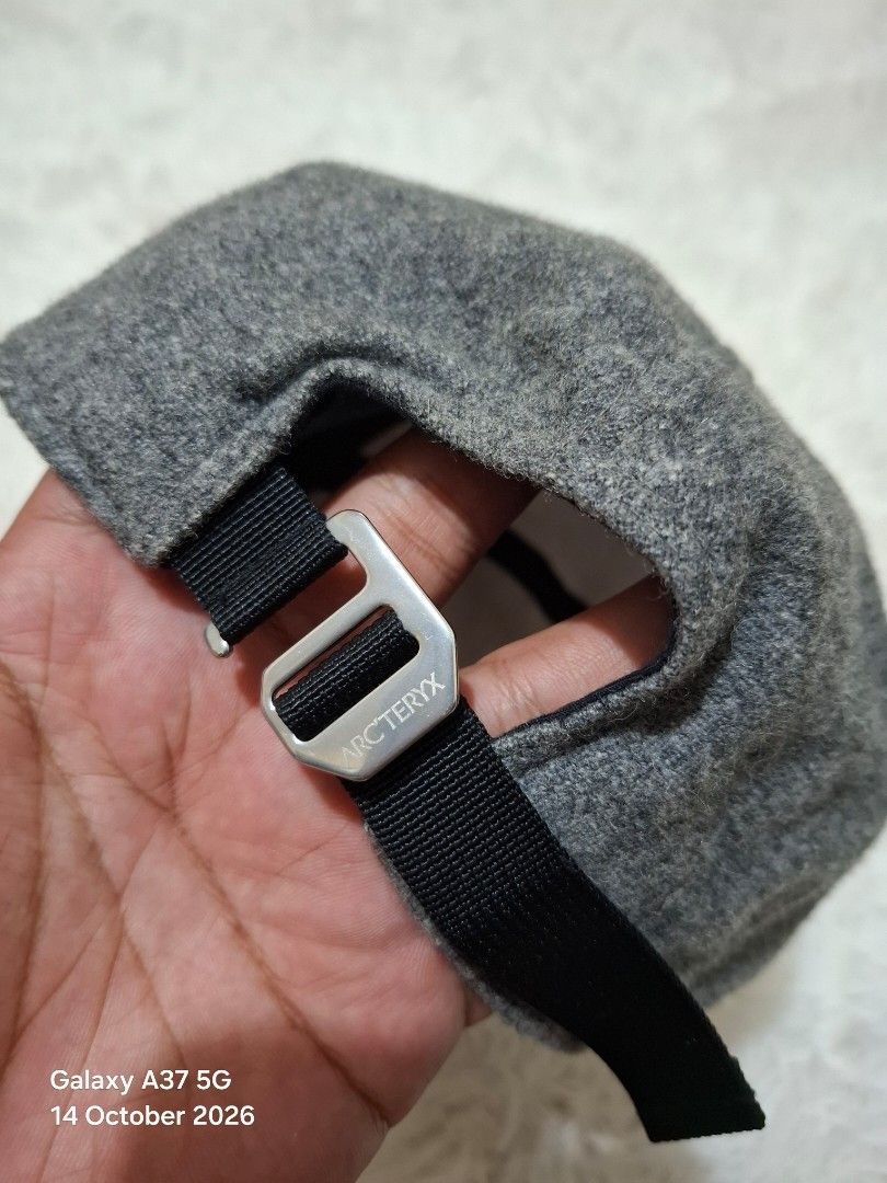 Arc'teryx 7 Panel Wool Ball Cap (Category: Caps & Hats) located in Manila. Submitted by thriftfinds_tagum (Listing ID 1468009789, Image 3). Description: Arc'teryx 7 Panel Wool Ball Cap like new condition one size fits all 77% wool 22% nylon 1% elastane Embroidered 1,650.