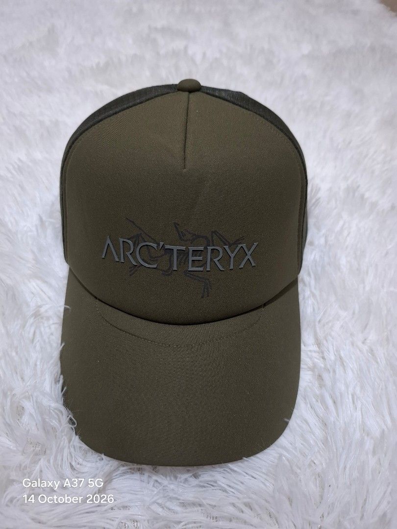 Arc'teryx Bird Word Trucker Hat (Category: Caps & Hats) located in Manila. Submitted by thriftfinds_tagum (Listing ID 1467994503, Image 2). Description: Arc'teryx Bird Word Trucker Hat like new condition size : L/XL Adult Rubberized logo Lightweight and breathable no issues 2,800.