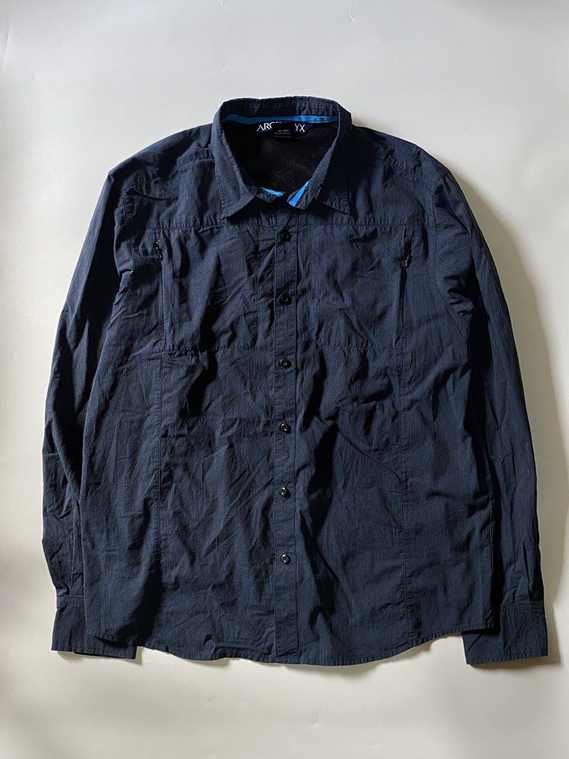 Arc’teryx Ridgeline Longsleeve (Category: Formal Shirts) located in Manila. Submitted by finofindthisart (Listing ID 1467950265, Image 2). Description: Length 27 Width 22 Measured it by inches Issue: N/A This is a pre-loved/thrifted items and may show minor signs of issue due to its vintage nature. Kindly manage expectations. No refunds or exchanges will be accepted. 📍Pasay City DM for inquiries..