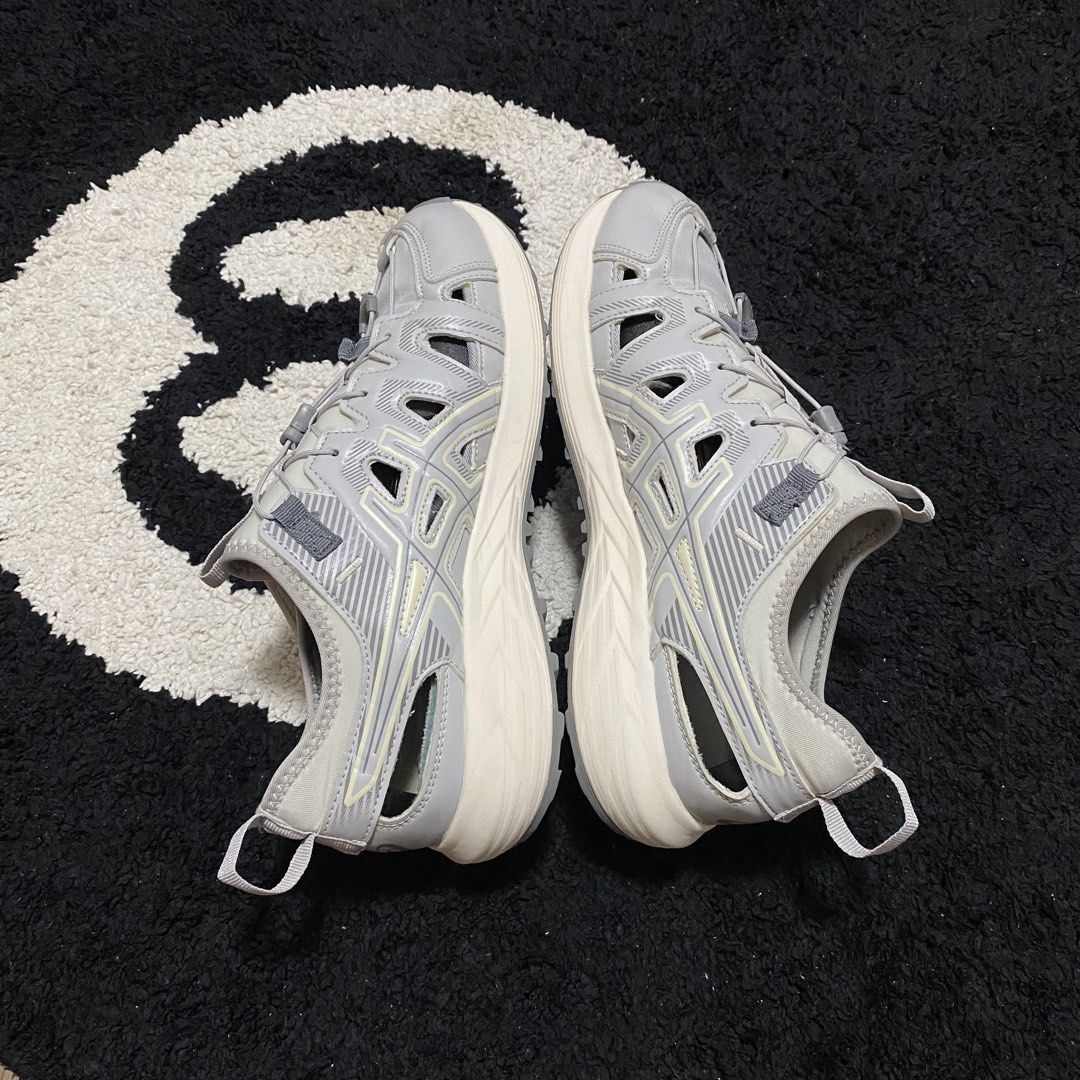 Asics Gel Sonoma (Category: Sneakers) located in Danao, Cebu. Submitted by sneaks_cebu (Listing ID 1467952776, Image 3). Description: Asics Gel Sonoma Size 9.5us 27.5cm -minor scratch Php 1,450.
