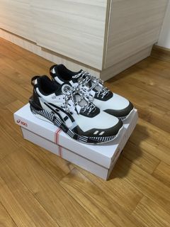 (Category: ) located in . Submitted by the_sneaker_basement (Listing ID 1467952794, Image 1). Description: .