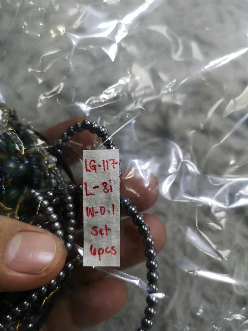 Assorted Cute Beaded Necklace (Category: Necklaces) located in Santa Cruz. Submitted by jmy_surplus.2 (Listing ID 1467903931, Image 2). Description: Size : L - 8 W - 0.1 Color : Black , Blue , White Type : Necklace Brand : No Brand Material : Pearl , K Gold Style : 6 Pieces Assorted Types Of necklace LG 117 JMY3 Batch #225.
