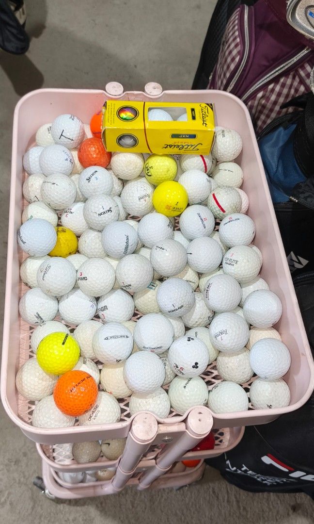 Assorted golf balls 100pcs (Category: Golf) located in San Pedro. Submitted by tristanjapansurplus (Listing ID 1467879236, Image 1). Description: ptpa selling 100 pcs golf balls came in Japan San pedro Laguna location.