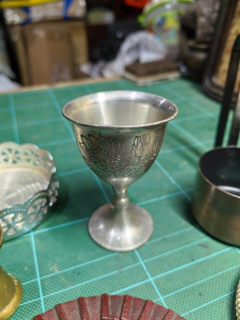 Assorted Metal Decorative Display (Category: Other Home Decor) located in Cebu City. Submitted by dudes_villanueva (Listing ID 1467897019, Image 3). Description: Assorted Metal Decorative Display In good condition as is where is see all pics.