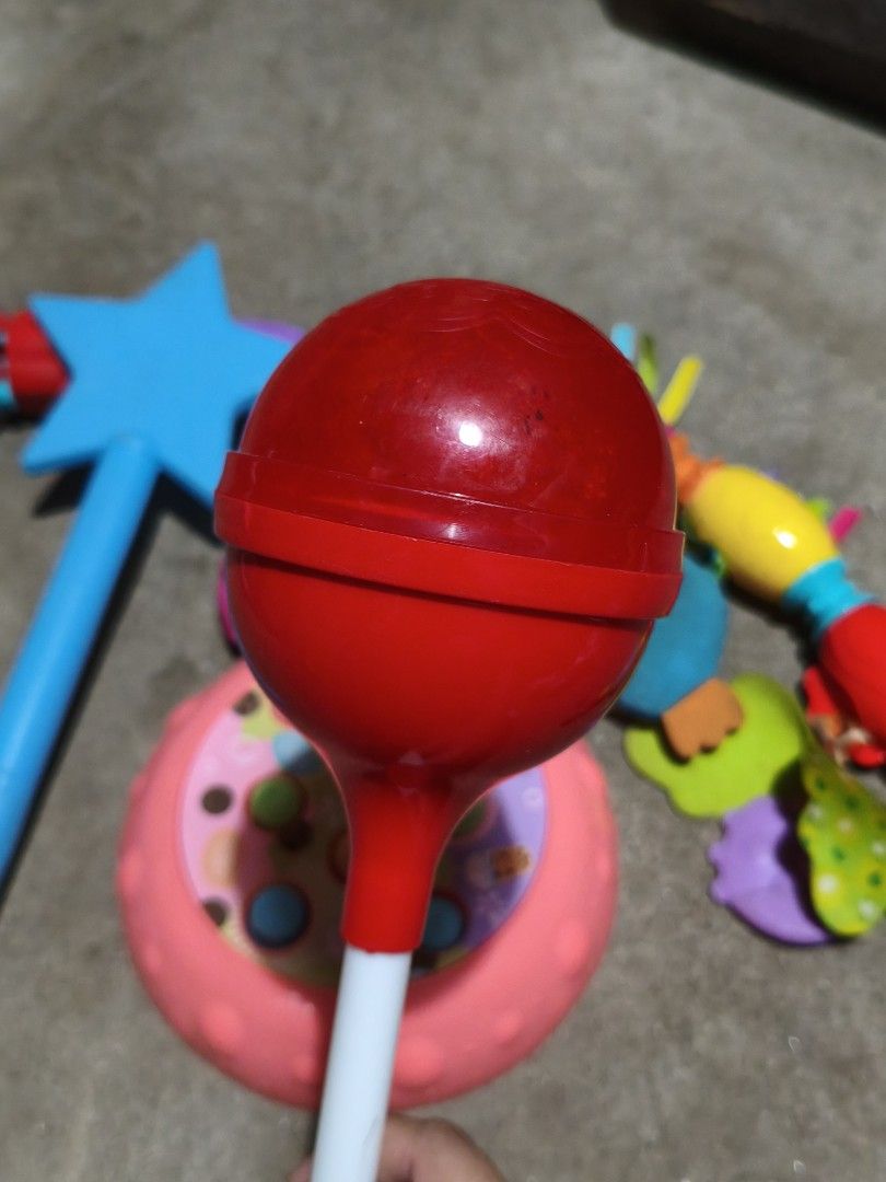 Assorted toys (Category: Kids Toys) located in Las Pinas. Submitted by dnbrbnt (Listing ID 1467841564, Image 2). Description: 200 for take all needs cleaning bawal sa maselan loc. las piñas.