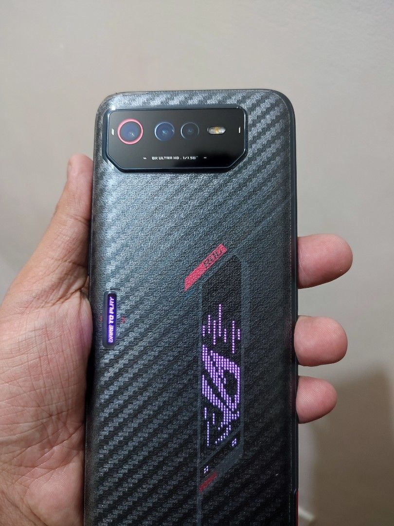 Asus ROG Phone 6 5G | 12/256 NO ISSUE (Category: Asus) located in Manila. Submitted by mistralstore (Listing ID 1468005833, Image 3). Description: FOR SALE ONLY 13500 FIX RUSH | FIRST OWNER AKO. ROG Phone 6 5G | Gaming Phone ALL WORKING NO ISSUE | NO OVERHEATING | NO HISTORY OF REPAIR | NO AMOLED BURN | 98% PRESENTABLE NO DENTS/SCRATCHES Inclusions: Unit, Case, Original 65w Brick, Type c to c Ugreen 2meters Original | Tempred Glass & Carbon Fiber