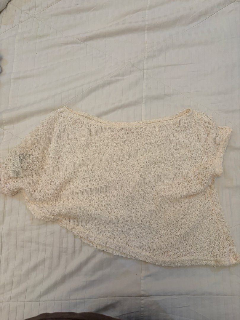 Asymmetrical Shoulder Off-White Knit Top (Category: Sleeveless) located in Dasmarinas. Submitted by littleczarmer (Listing ID 1467974990, Image 3). Description: - in color apricot / offwhite - one shoulder - used once.