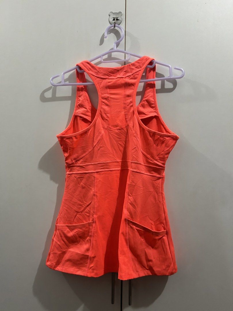 Athleta Active Top (Category: Activewear) located in Manila. Submitted by chen_clybelles (Listing ID 1467947337, Image 2). Description: .