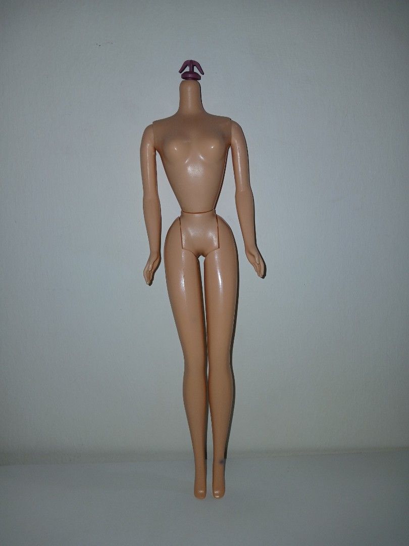 Audrey Hepburn body donor (Category: Kids Toys) located in Subic. Submitted by frncnjntmr22 (Listing ID 1468051754, Image 1). Description: has ink in legs see in photo.