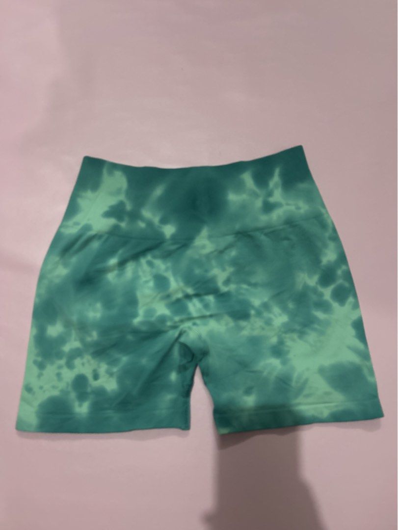 Aurola Active Short (Category: Activewear) located in Manila. Submitted by chen_clybelles (Listing ID 1467960109, Image 1). Description: .