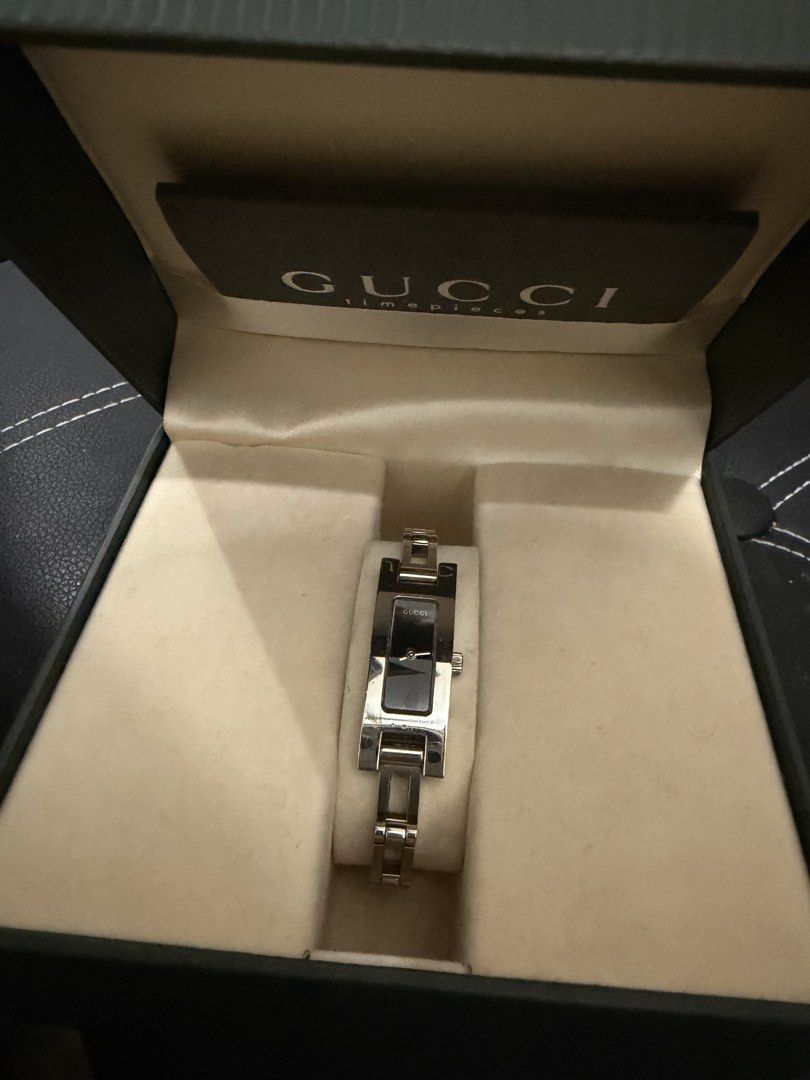 Auth Gucci Watch (Category: Luxury Watches) located in Cebu City. Submitted by shopnsave2015 (Listing ID 1467975830, Image 2). Description: .
