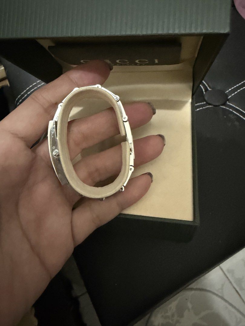 Auth Gucci Watch (Category: Luxury Watches) located in Cebu City. Submitted by shopnsave2015 (Listing ID 1467975830, Image 3). Description: .