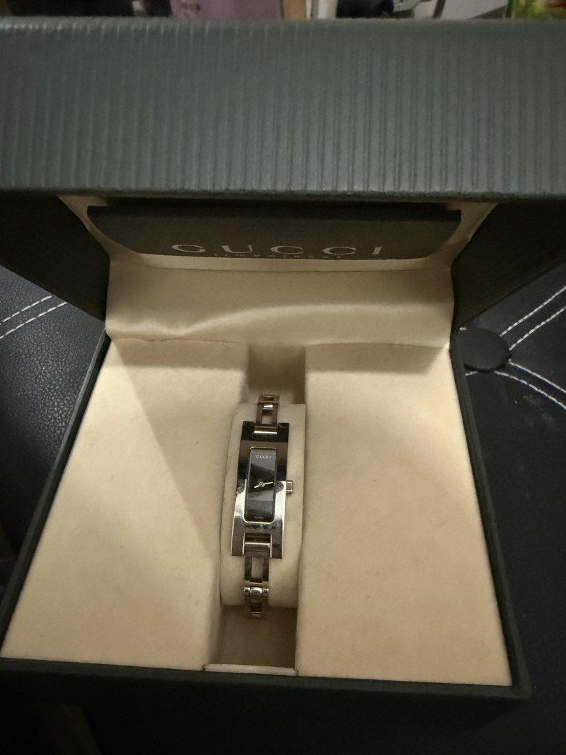 Auth Gucci Watch (Category: Luxury Watches) located in Cebu City. Submitted by shopnsave2015 (Listing ID 1467975830, Image 1). Description: .