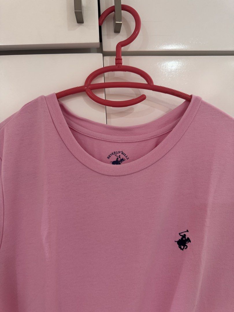Auth Pink Top (Category: Others Tops) located in Manila. Submitted by new.milla (Listing ID 1467887734, Image 2). Description: never been used.
