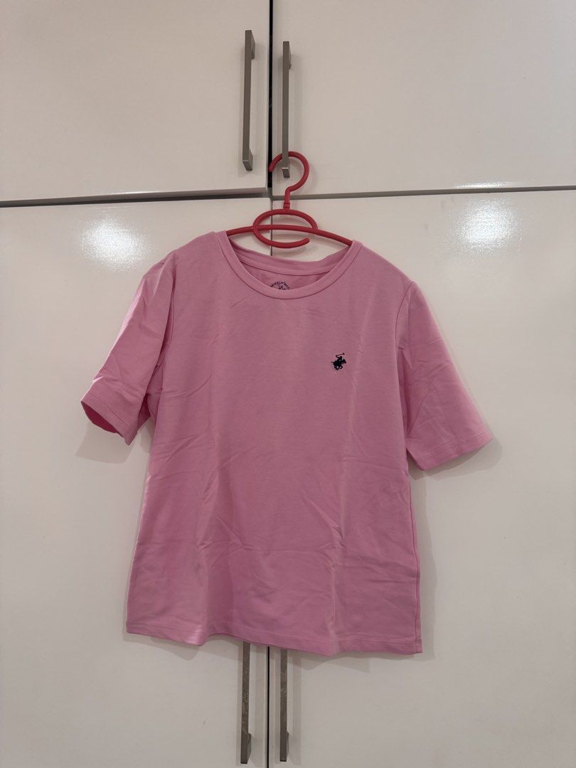 Auth Pink Top (Category: Others Tops) located in Manila. Submitted by new.milla (Listing ID 1467887734, Image 1). Description: never been used.