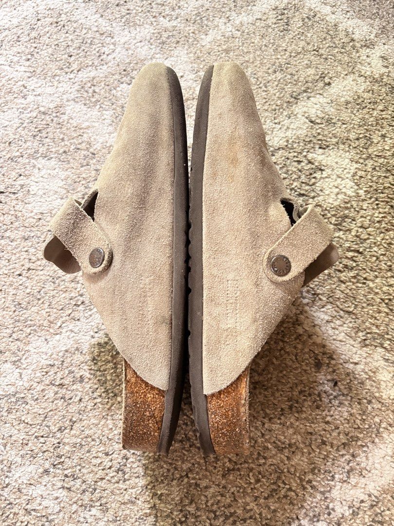 Auth Preloved Birkenstock Boston Clogs (Category: Slippers and slides) located in Paranaque City. Submitted by silentstone.dolphin (Listing ID 1467872601, Image 3). Description: Suede Leather.. Taupe Color.. Soft Footbed.. Brass Buckle.. Best Seller Colorway!👌 Clean&Ready to Wear✅ Super Nice in Actual😍 Pdeng pde na pmasko🥳.