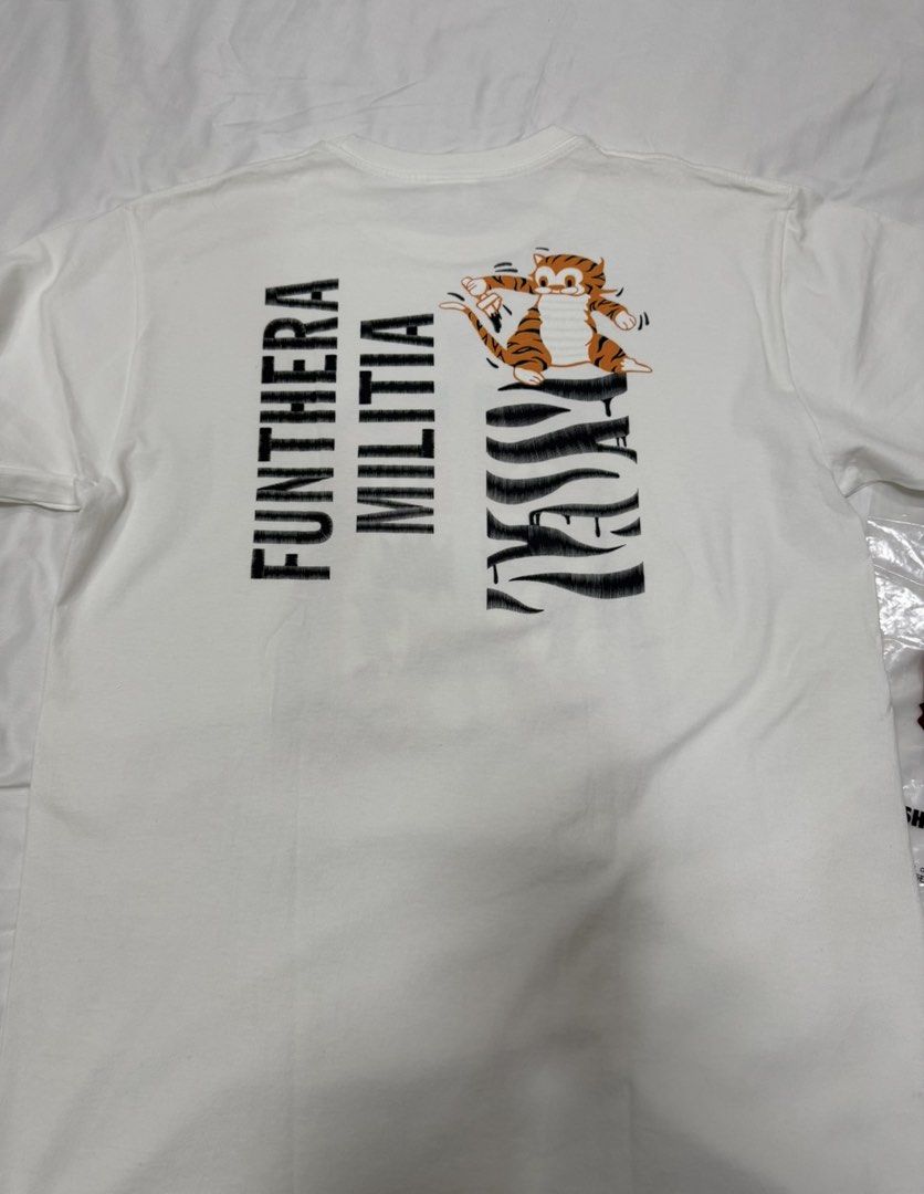 Authentic Bathing Ape Big Head Tiger Tshirt (Category: Tshirts & Polo Shirts ) located in Quezon City. Submitted by buhbyestuff (Listing ID 1467977837, Image 3). Description: .