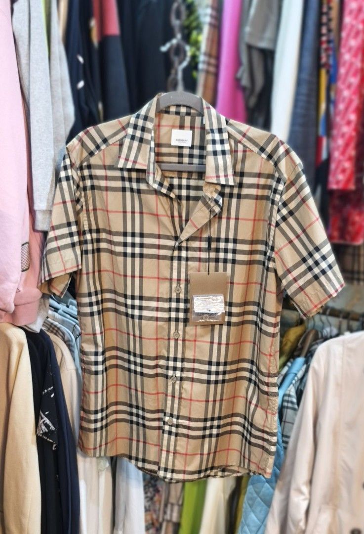 Authentic Burberry Plaid Polo With Tag (Category: Formal Shirts) located in La Trinidad. Submitted by designerluxeshop (Listing ID 1467997427, Image 2). Description: Brand-new Burberry polo with tag size medium, 💯% authentic, in excellent condition, free shipping, message me if interested, onhand ready to ship.
