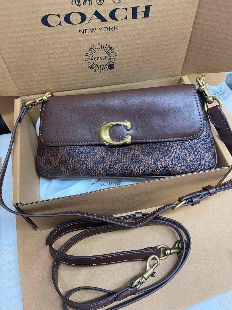 Authentic Coach Bag for Women (Category: Cross-body Bags) located in Manila. Submitted by Authentic4Less_OLShop (Listing ID 1468058666, Image 2). Description: Reserve yours now!!! Super nice in actual ☺️🤩 ORIGINAL MALL PULL OUT ✅Brand new ✅ With inclusions RESELLERS ARE WELCOME!!!🥰 DISCLAIMER: authenticforless OLShop is not affiliated with any of the brands posted in this account. Copyrights and trademarks are solely of the brand owners..