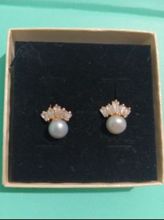 (Category: ) located in . Submitted by shopbyey (Listing ID 1467944931, Image 1). Description: .