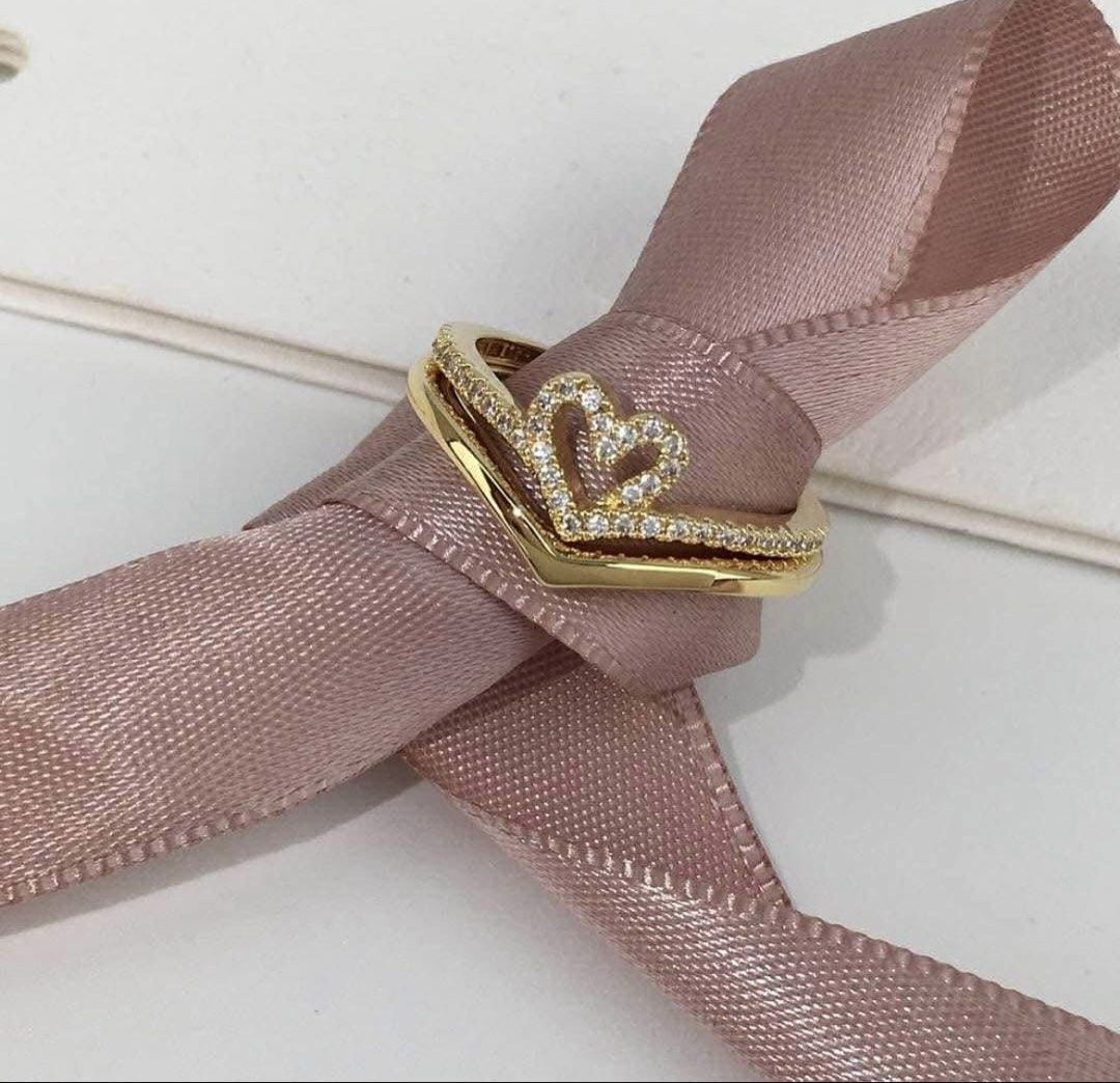 Authentic Pandora Gold Wishbone Heart Rings Set (Category: Rings) located in Manila. Submitted by daintyjewels (Listing ID 1468041606, Image 1). Description: .