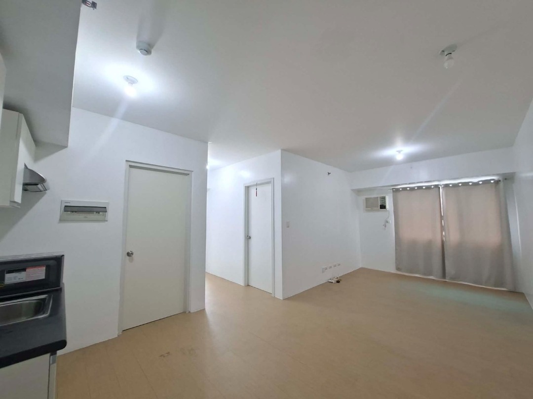 (Category: ) located in . Submitted by homeperfection (Listing ID 1467888485, Image 1). Description: .