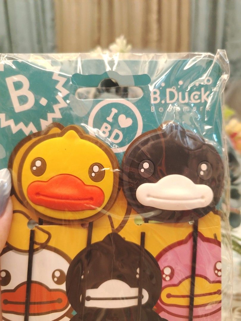B. Duck × Jack Large Paper Clip Bookmark Set (Category: Stationery & School Supplies) located in San Fernando. Submitted by jpmarketplace2023 (Listing ID 1467925446, Image 2). Description: 💚 All items are authentic from Japan. 💛 MOP: GCash (❌️ GCash Protect) 🩵 MOD: LBC only (❌️ S. Checkout, COD, COP) 💙 Meet-up: Vista Mall, San Fernando, Pampanga 💜 All items are on-hand. 🧡 First to pay gets the item first. ❤️ Breakable items are packed with 