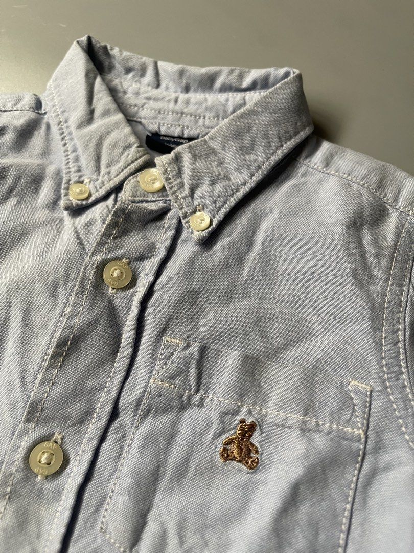 baby gap oxford longsleeve (Category: Babies & Kids Fashion) located in Bacoor. Submitted by seven_steal (Listing ID 1467909662, Image 3). Description: baby gap oxford button down longsleeve like new 2T.