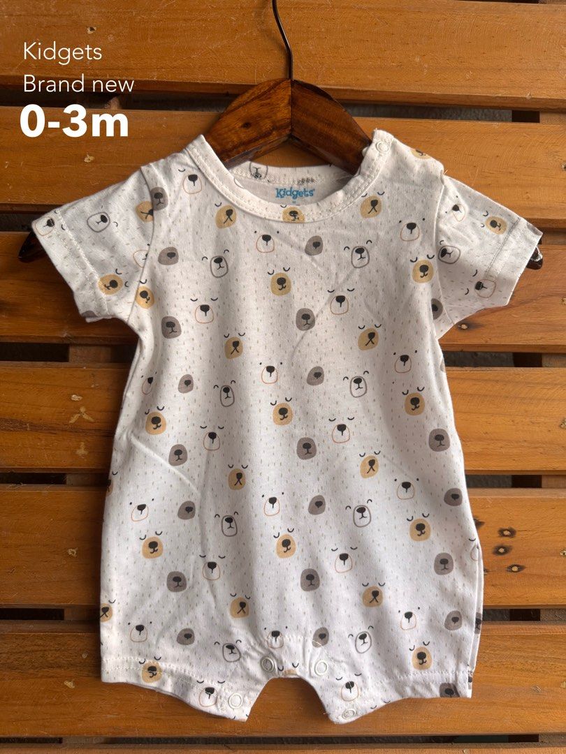 Baby Romper Assorted Brands Sizes 0-9m (Category: Babies & Kids Fashion) located in Santa Rosa. Submitted by yasss23 (Listing ID 1467981682, Image 1). Description: - Bundle of 5 comfortable baby rompers - Brands: Kidgets, Duck Duck Goose - Sizes: 0-3m, 3-6m, and 6-9m - Designs: Mickey Mouse, bear prints, stripes, and dinosaur pocket - Material: Soft 100% cotton - Features: Shoulder and bottom snaps for quick diaper changes - Condition: Great for 