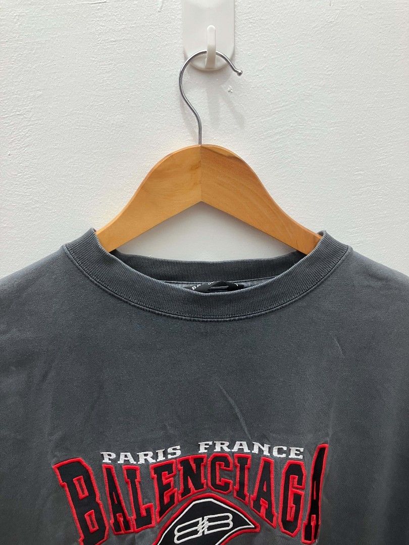 Balenciaga 'Authentic Jersey Apparel' Shirt (Category: Tshirts & Polo Shirts ) located in Manila. Submitted by soflyapparel77 (Listing ID 1467975432, Image 3). Description: Authentic Dm for more details.